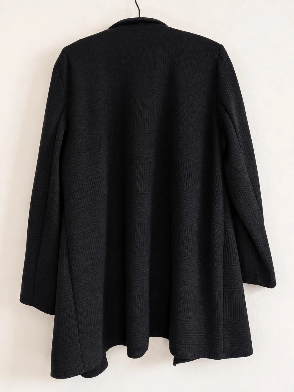 Chico’s Size 3 US 12/14 Black Textured Long Blazer Jacket Open Front Career